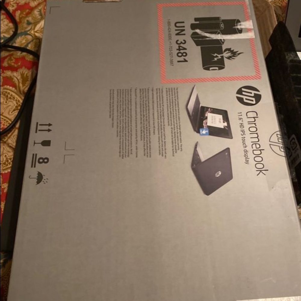 Chrome book - Picture 2 of 2